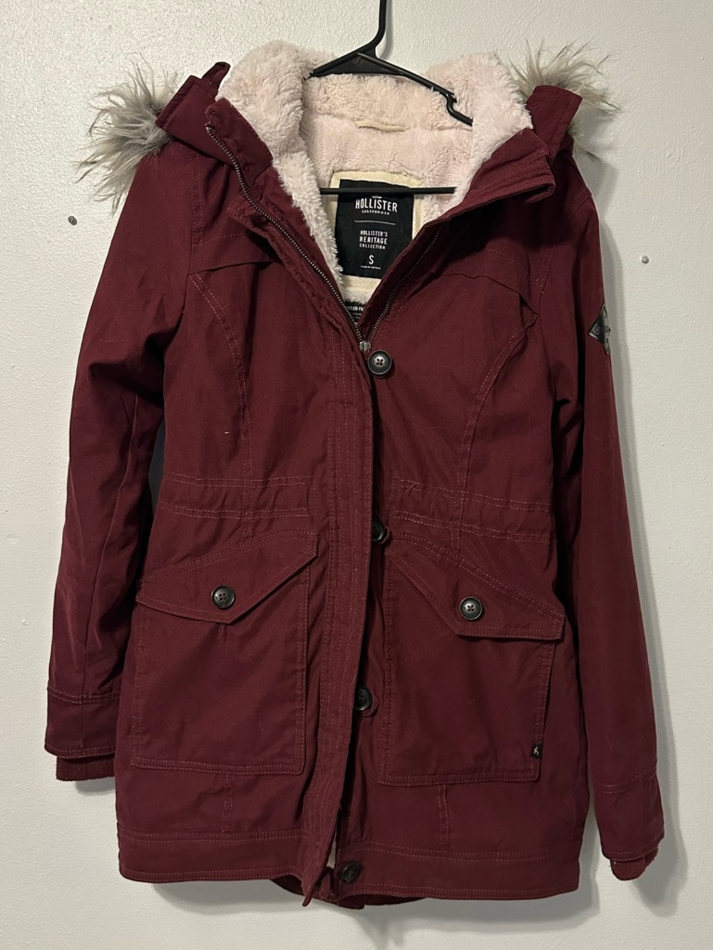Hollister Women's Maroon Sherpa-Lined Hooded Parka